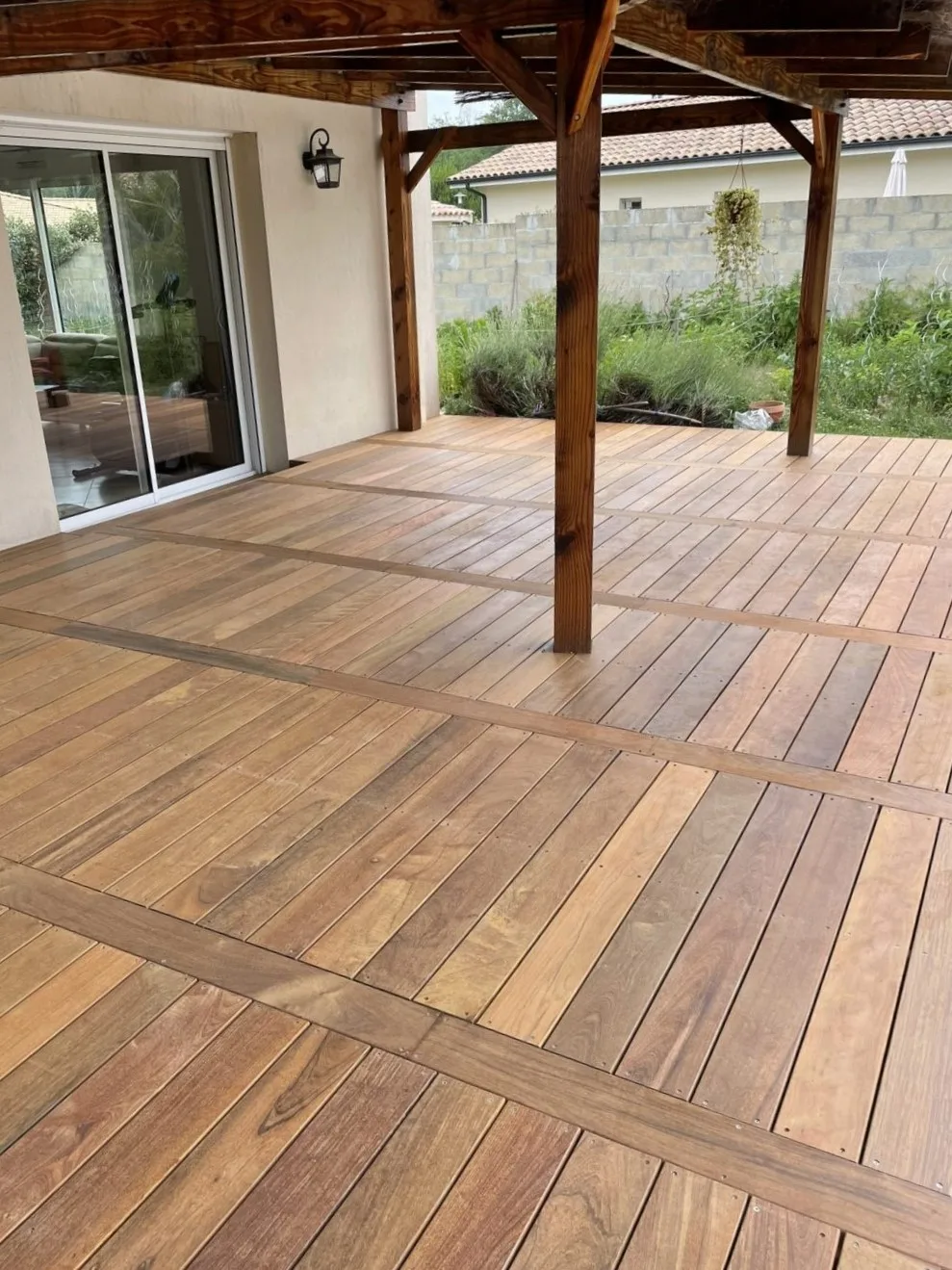 Terrasse en bois exotique cumaru